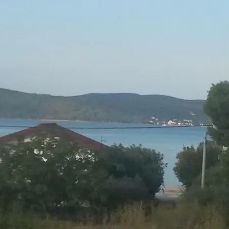 Apartman Hana *